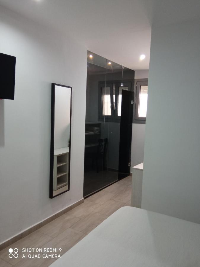 קוניל דה לה פרונטרה Hostal Campito מראה חיצוני תמונה