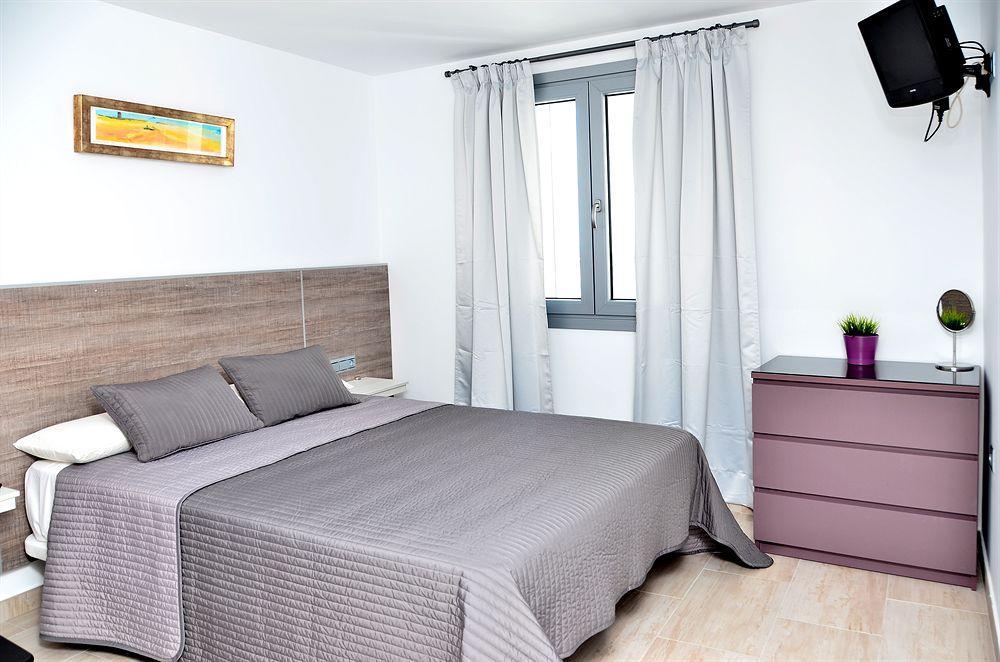 קוניל דה לה פרונטרה Hostal Campito מראה חיצוני תמונה