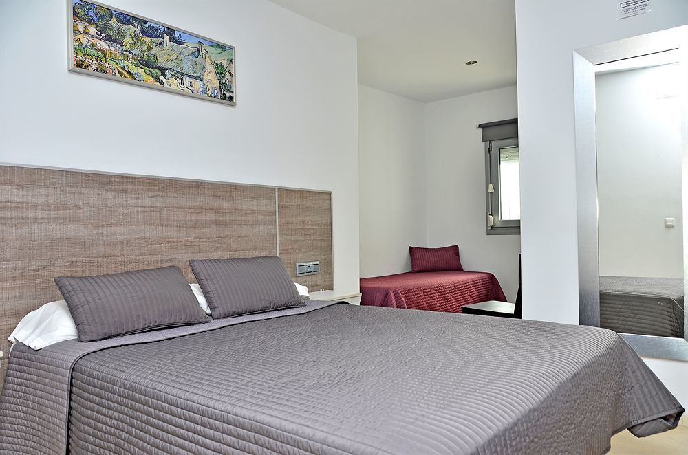 קוניל דה לה פרונטרה Hostal Campito מראה חיצוני תמונה