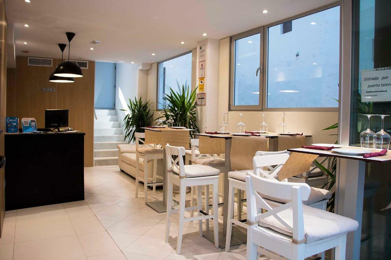 קוניל דה לה פרונטרה Hostal Campito מראה חיצוני תמונה