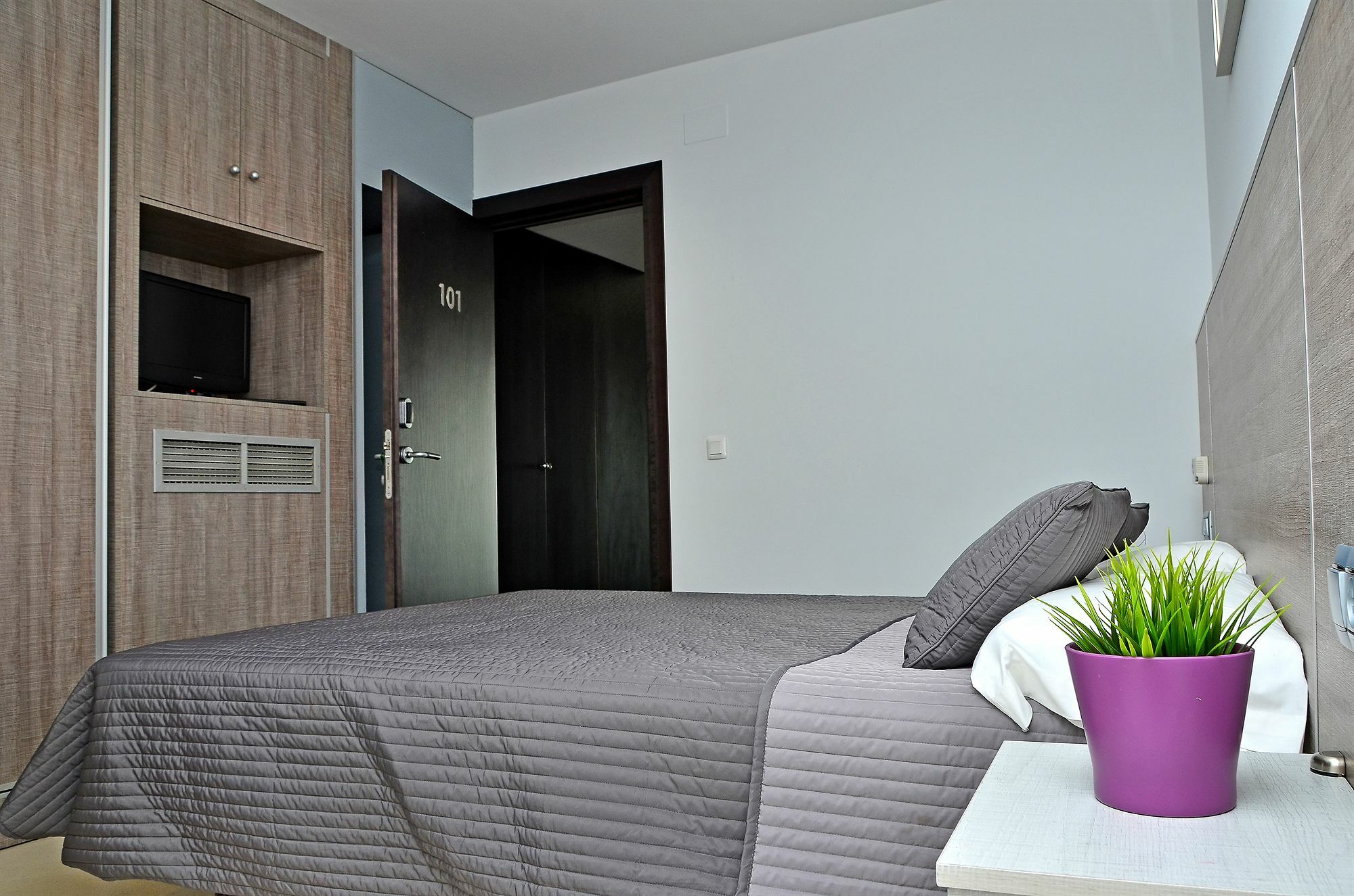 קוניל דה לה פרונטרה Hostal Campito מראה חיצוני תמונה
